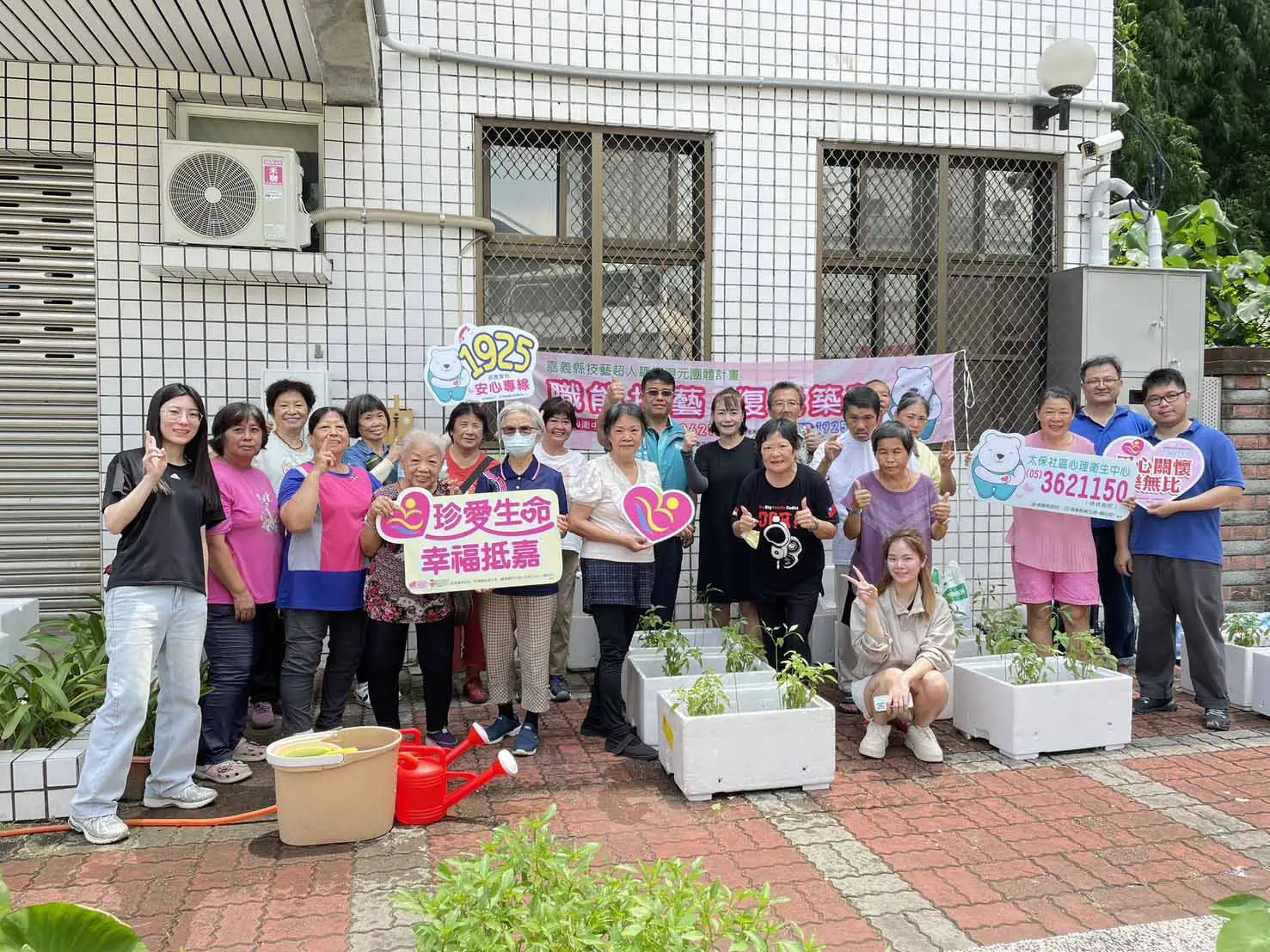 嘉義縣社區心理衛生中心推出「種出好日子」精神復元計畫，透過農園藝及團體互動，陪伴精神康復者建立生活能力、自信與社會連結。(圖/嘉義縣社區心理衛生中心提供)