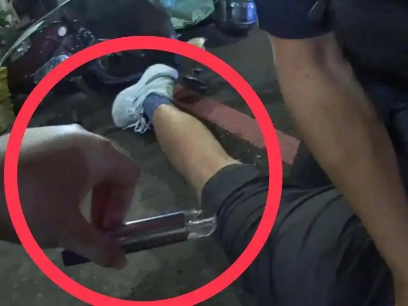 綠燈遲未起步露餡 高市新興警查獲毒駕騎士起出喪屍菸彈