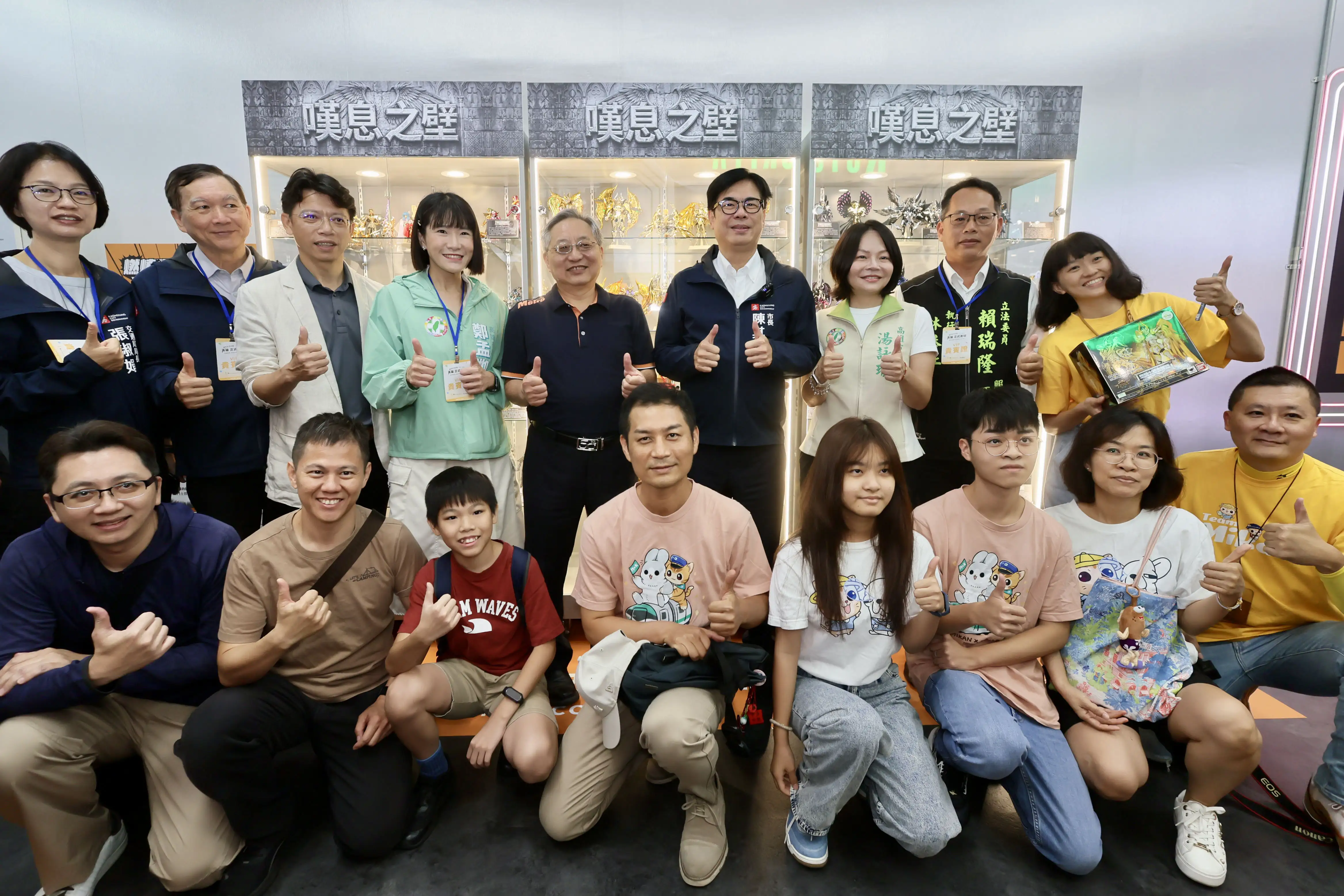 高雄駅一番街南北站商場十八日正式啟動，市長陳其邁表示，高雄駅一番街南、北區全面串聯後，不僅進駐品牌更加多元，也讓每位動漫愛好者都能在這裡找到屬於自己的舞台與回憶。（圖/高雄市政府提供）