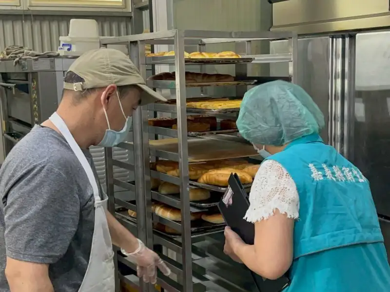 烘焙食品抽驗全數合格  嘉縣攜手糕餅業者強化食安