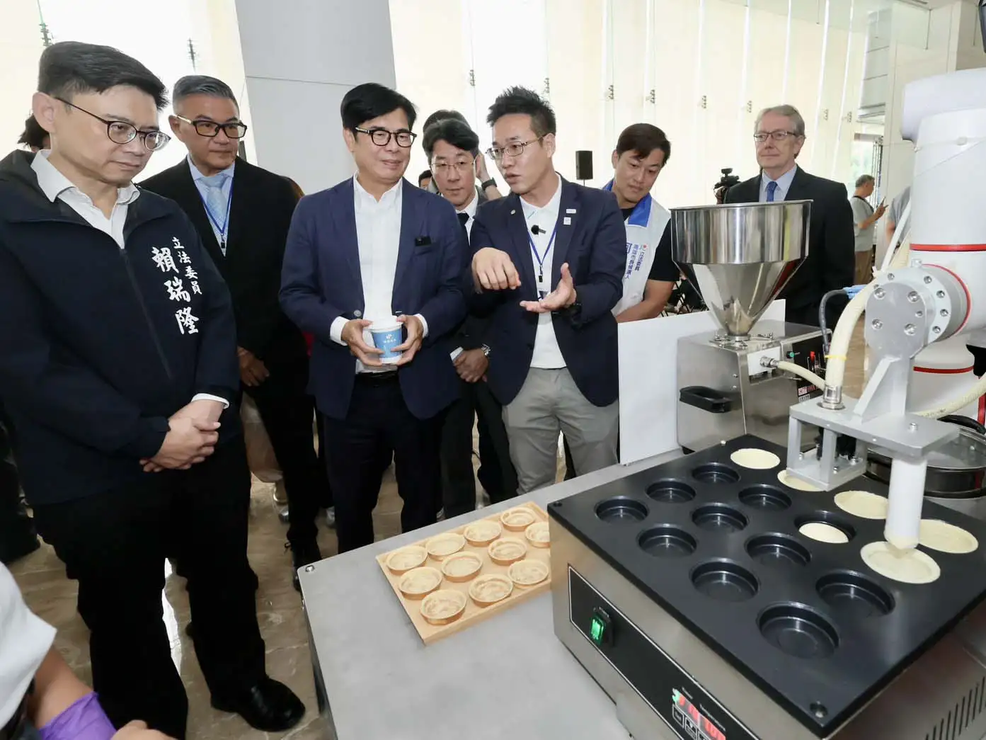 陳其邁表示，產業結合AI技術，將有助提升智慧製造能力，加速產業升級。（高雄市政府提供）