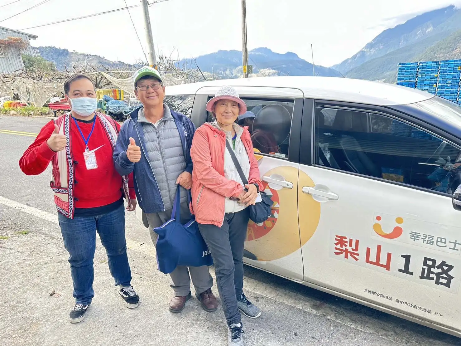 梨山幸福巴士提供在地民眾服務外，也可供外地民眾旅遊搭乘。(台中市政府交通局提供)