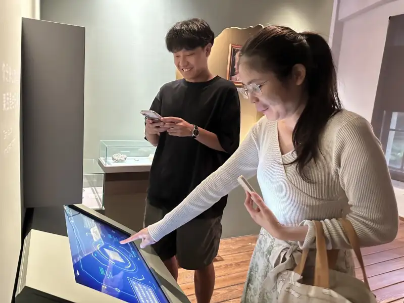 黃金博物館「說石話」特展  親子暑假探索億萬年石頭身世