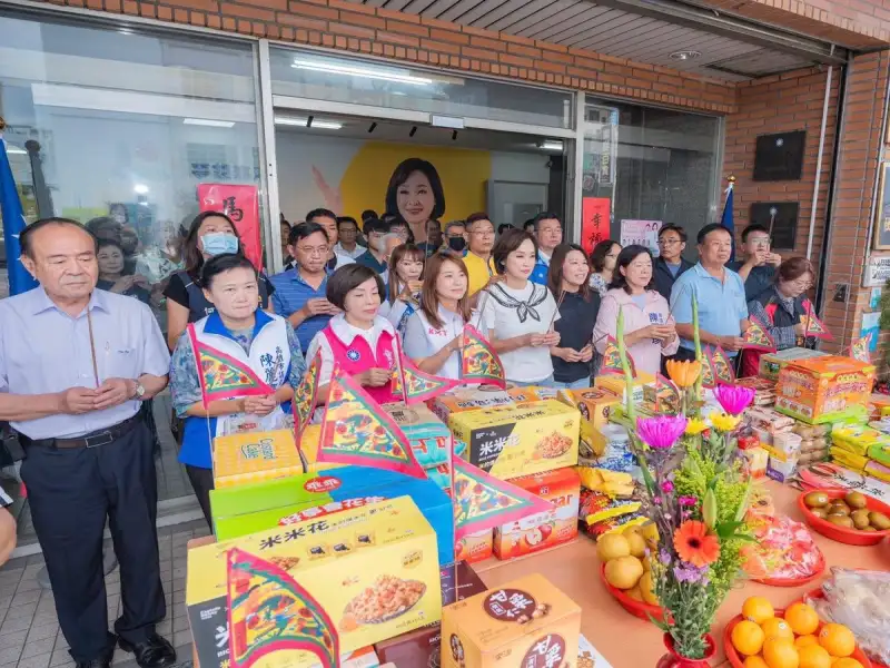 國民黨高市黨部中元普渡  柯志恩祈願高雄平安百業興旺
