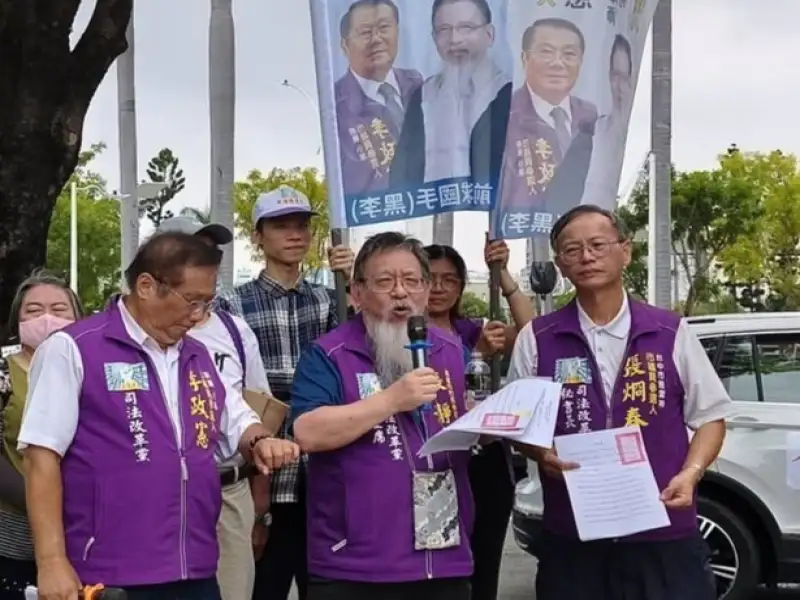 藍綠之外再添一人  張靜完成登記投入高雄市長選戰