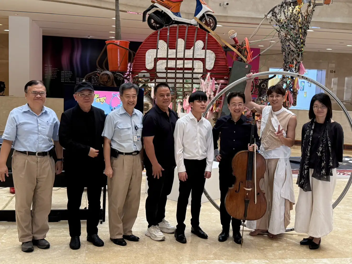 大提琴家張正傑攜手中鋼、高美館 9/26「輪椅族音樂會」3日舉行記者會。（記者洪淑玉攝)