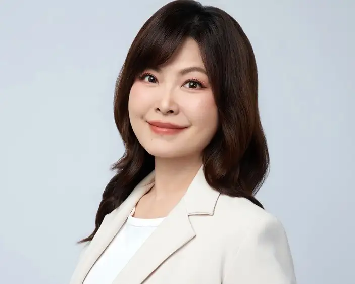 前鎮漁港改建工程投入24億元，市議員陳美雅質疑目前仍有市場啟用延宕及港區繫船柱鏽蝕等問題，要求相關單位提出營運、設施維護及啟用時程的具體改善方案。（陳美雅提供）