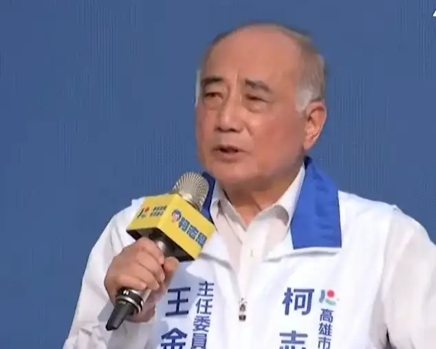 前立法院長王金平19日在柯志恩鳳山造勢活動致詞，呼籲選後放下政治對立，讓高雄成為團結、和解與合作的起點。（記者吳文生攝）