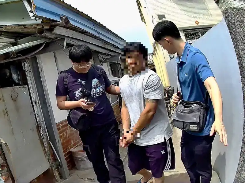水電工自學改槍藏身車庫  南市刑大破獲槍彈改造工廠