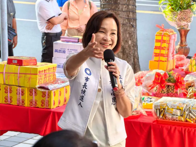 柯志恩提出「演唱會經濟2.0」，盼從演唱會延伸至交通、旅宿、餐飲、商圈及觀光等產業，讓活動人潮進一步轉化為城市消費。（柯志恩團隊提供）