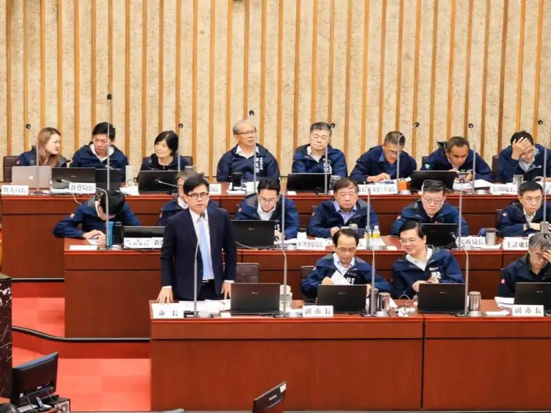 紫線延伸佛光山納規劃  陳其邁：運量財務兼顧分階段推動
