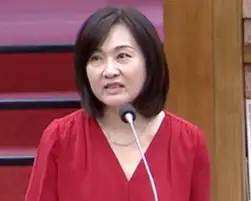 高雄市議員陳麗娜7日總質詢聚焦大林蒲遷村及高雄重大建設，並呼籲陳其邁未來若進入中央，應持續將地方需求帶到中央爭取資源。（記者吳文生攝）