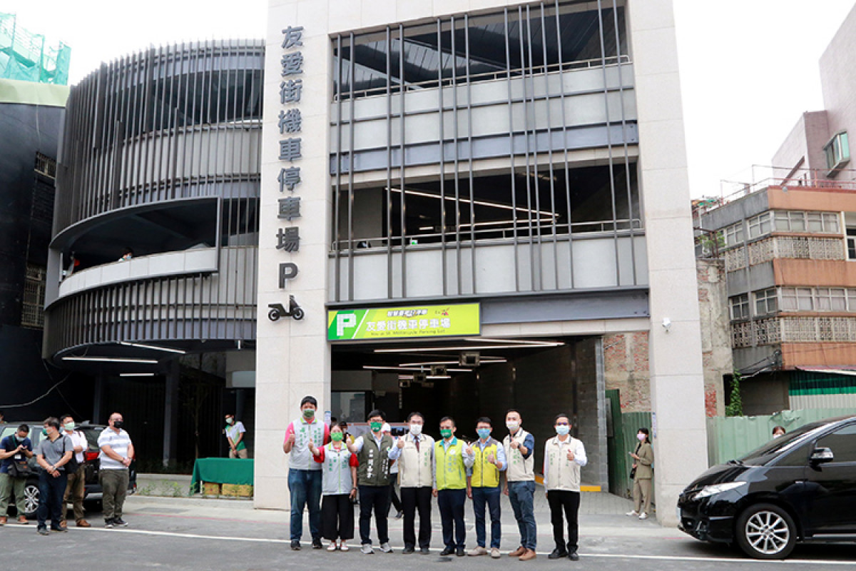 友愛街立體機車停車場為地上3層鋼骨構造