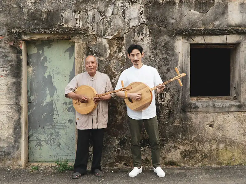 恆春文化中心民謠館將於6月22日開幕，館內一樓打造台灣首座以地方故事為主題的「聲音博物館」，同時邀集演員陳竹昇出演開幕片、藝術家蔣勳獻聲導聆。（屏東縣政府提供）