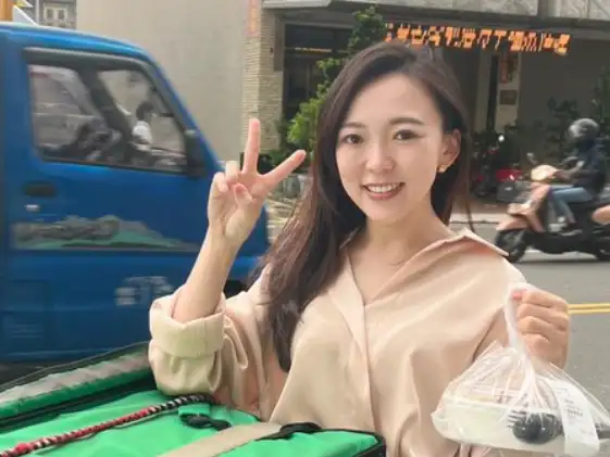 高雄市議員白喬茵表示，期望國會改革後下一步可以真正落實司法改革，讓公正的檢察官們可以心無旁鶩、不分顏色的辦案，不要再被政治力凌駕干涉。（記者吳文欽攝）