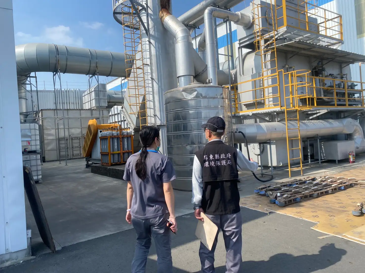 縣府環保局表示,屏東縣位居全國最下風處,以滾動式檢討各項管制工作。(記者洪淑玉翻攝)