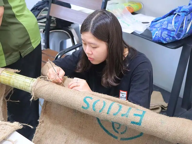 壽山動物園與台北市立動物園合辦動物環境豐富化及Keeper’s talk工作坊，吸引全台近50位保育員齊聚壽山動物園共同學習解說技巧。（記者吳文欽攝）