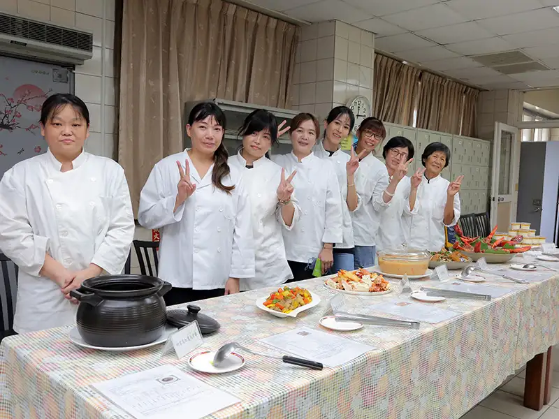 結訓班學員都帶著一技之長及自信滿載而歸。(圖/嘉南藥理大學)