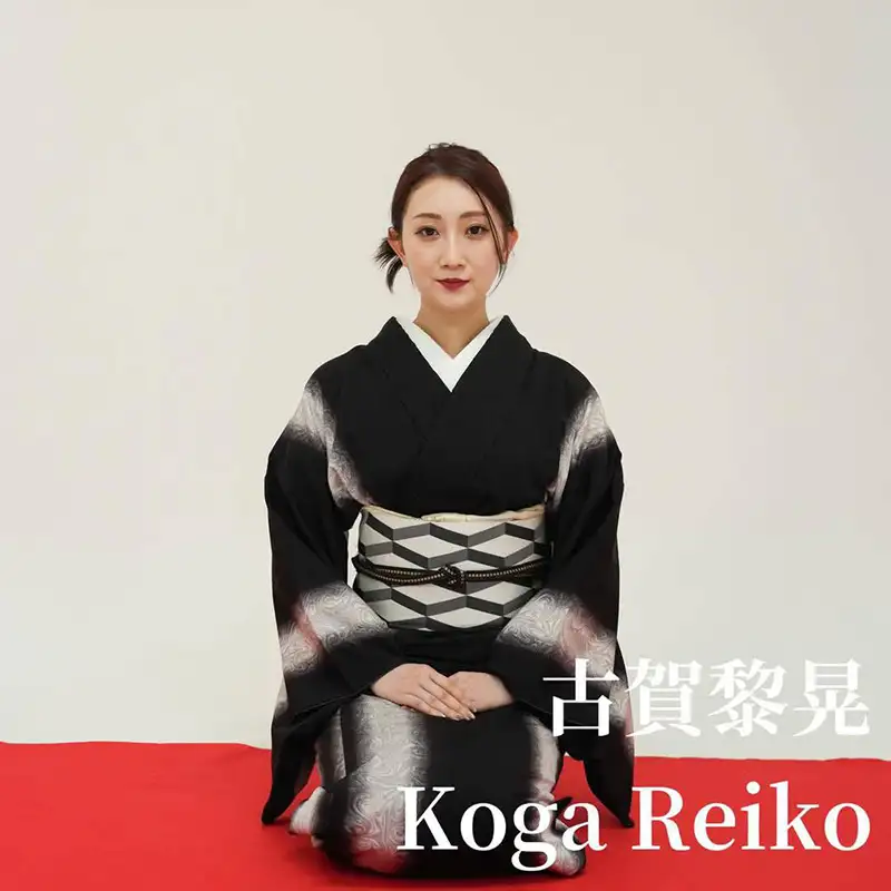 參展藝術家-古賀黎晃Koga Reiko，從「女性」「家庭」「母親」等主題的聯想中，創作了作品《慈愛》。（明宗書法藝術館提供）