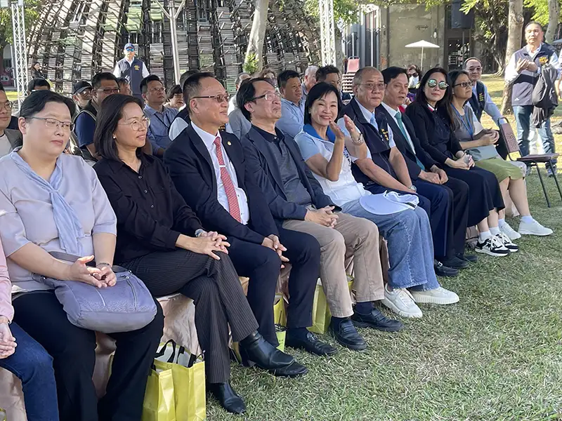 屏東和生市地重劃區7日舉行老樹移植活動，9旬耆老回憶當年植樹點滴。（記者洪淑玉翻攝）