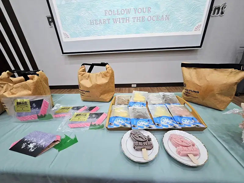 超可愛又透心涼的 鮪魚造型冰棒,六種口味等你收集。(屏東縣政府提供)