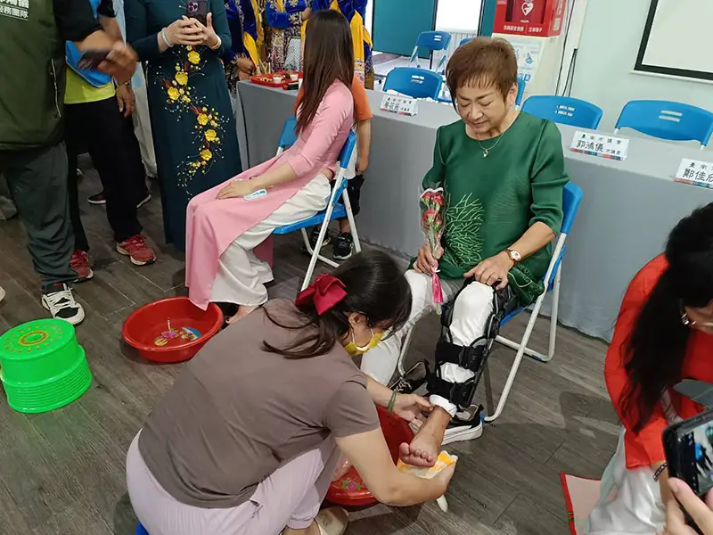 台南市府城防癌抗癌健康協會攜手仁德區舉辦「孝道三部曲」 母親節前夕傳遞健康與感恩