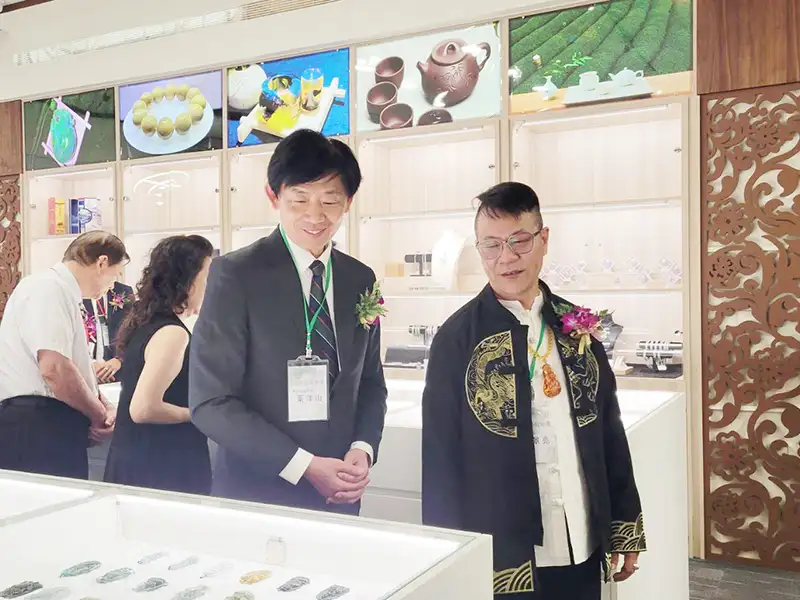 瑞璟藝術珍藏 盛大開幕 打造全國最大琥珀藝術展覽館