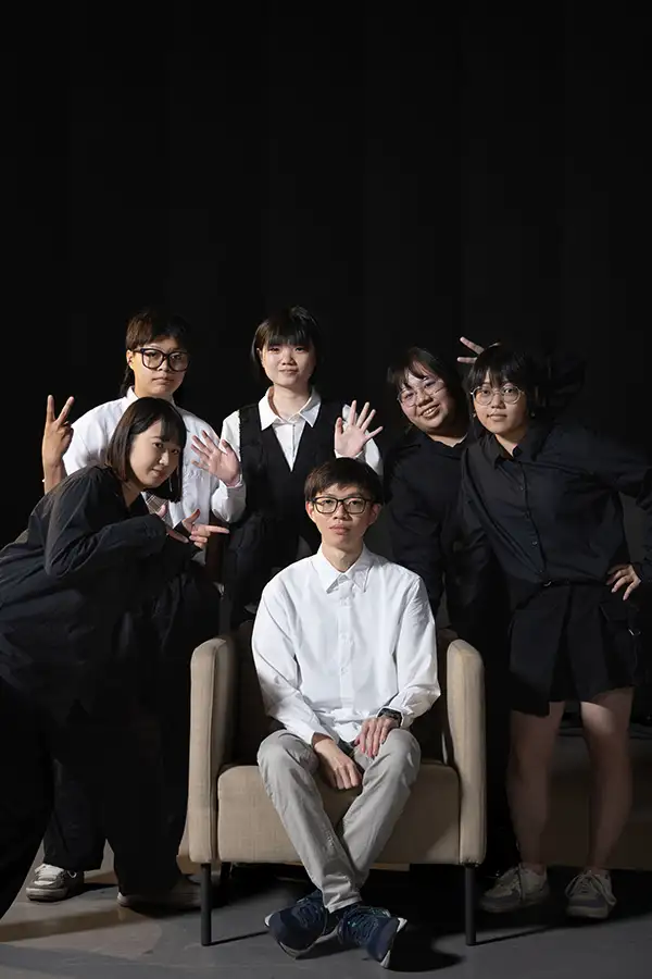 《BAiT-侵略者》製作團隊合影。(圖/崑山科技大學 提供)