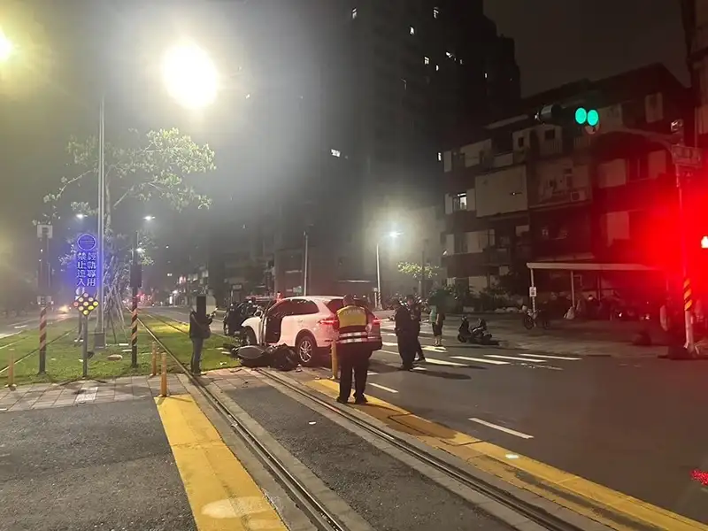 高雄酒駕闖紅燈釀1死 波及輕軌受損