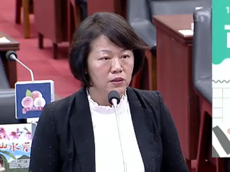 黃秋瑛關注體育建設 籲設南部體育辦公室與岡山棒球村