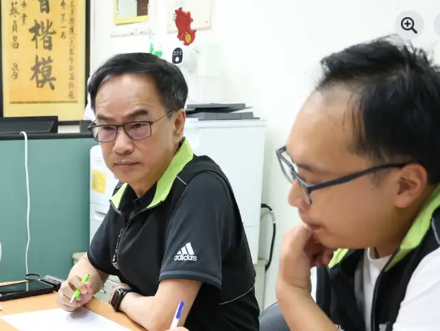 立委李昆澤提醒,交通部高齡換照應是針對身體功能可能退化的問題,確保駕駛安全,要避免變成對高齡者的歧視。(記者吳文欽攝)