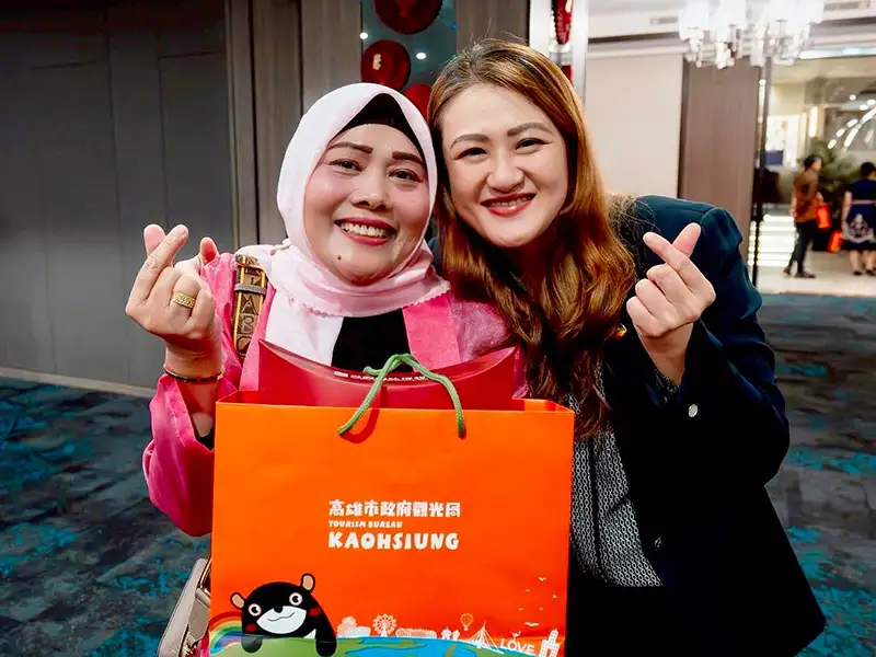 高雄觀光國際化加速　攜手東南亞業者推直航踩線團