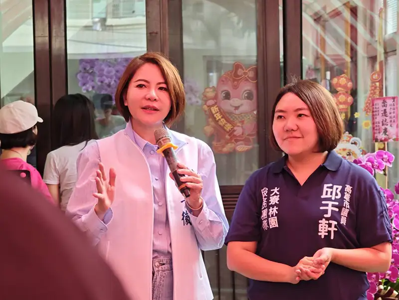 立委陳菁徽表示，近期新冠疫情實在凶狠，疫情升溫的速度著實令人憂心，請中央與地方攜手合作，共同防堵。（記者吳文欽攝）