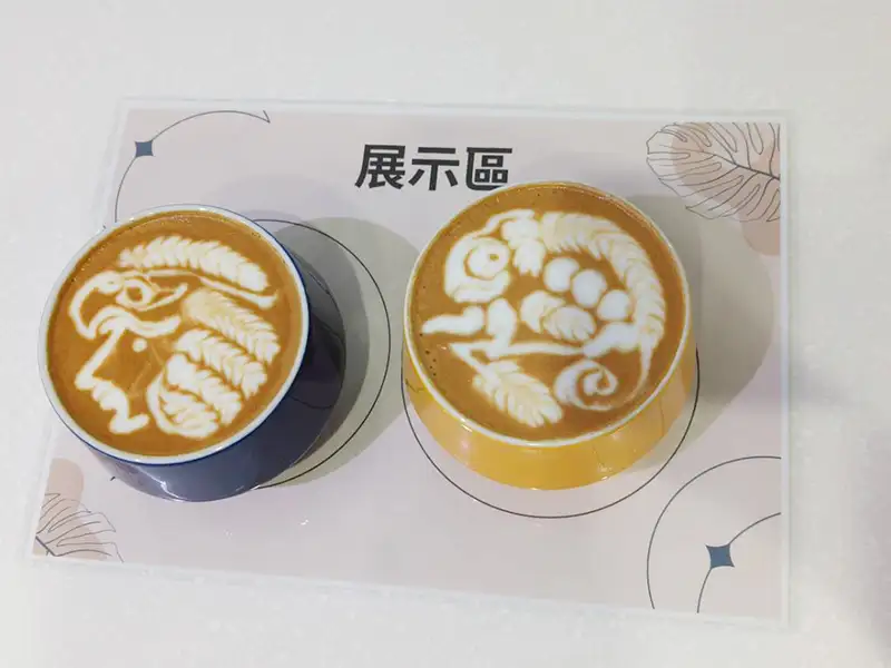 林鉦哲(右)展現亮眼實力與潛力,在決賽中沉穩應對、表現出色,榮獲季軍。(圖/崑山科技大學 提供)