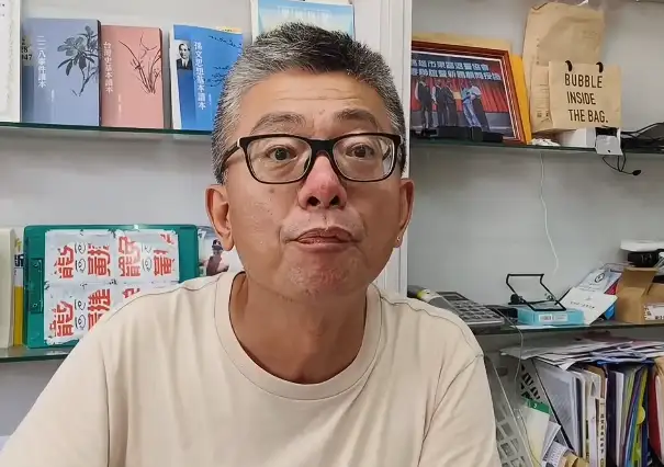 高雄雙罷劫團隊總幹事朱磊宣告,罷免立委許智傑與黃捷失敗,綜合各種因素考量,最終決定不再堅持送件,團隊將正式通知選委會。(記者吳文欽攝)