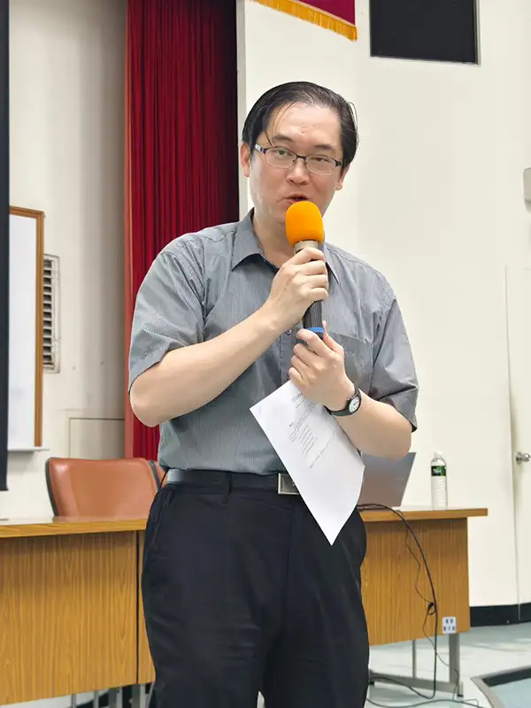 姜龍翔主任致詞。(記者吳文生攝)