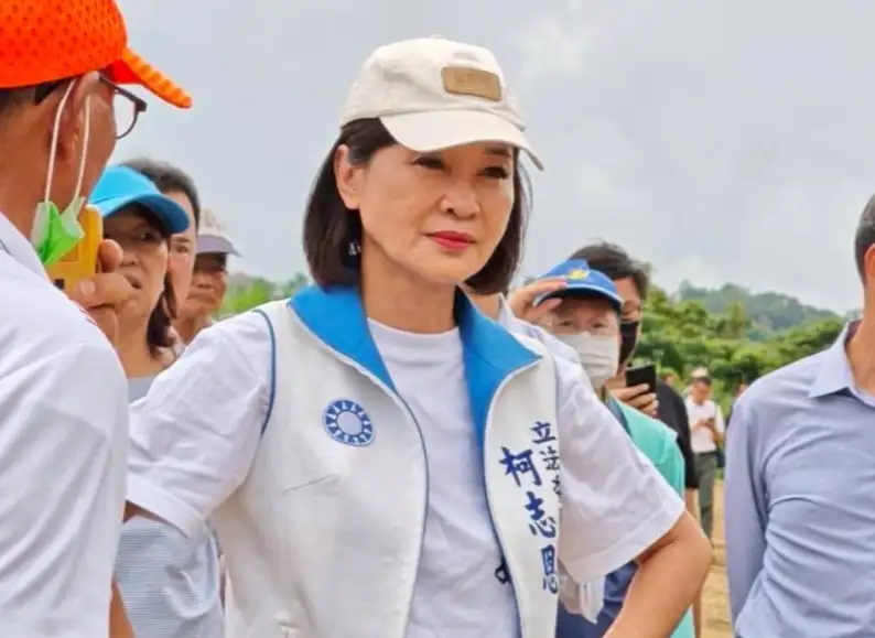 立委柯志恩表示,現在要把南部打造成重要的火箭基地,從地理位置來看,高雄在地廠商可以成為最重要的供應鏈。(記者吳文欽攝)