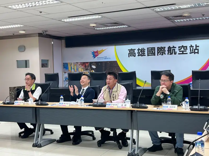 高雄機場旅客量復甦 許智傑籲加速完善設施