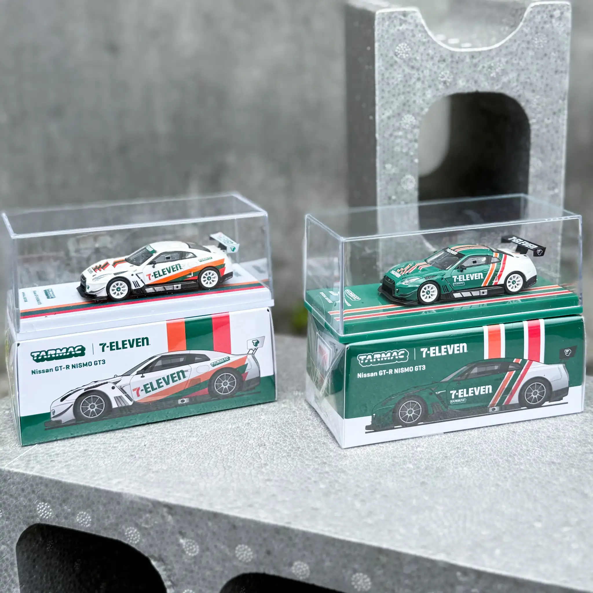 7-ELEVEN與知名模型車品牌TARMAC合作,首度推出橘綠紅配色「限量NISSAN GT-R 7-ELEVEN紀念車」。(圖/統一企業提供)
