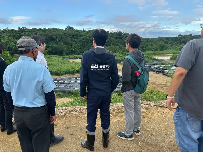 陳其邁勘查大樹和山光電場防汛 強颱丹娜絲來襲前督導仁武清淤作業