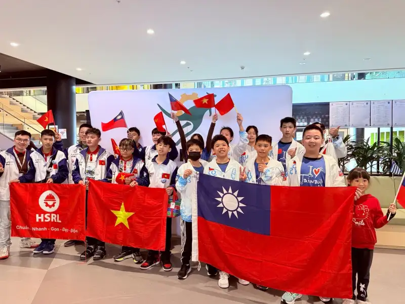 台灣Whimsical隊勇奪亞太機器人賽聯盟挑戰賽冠軍