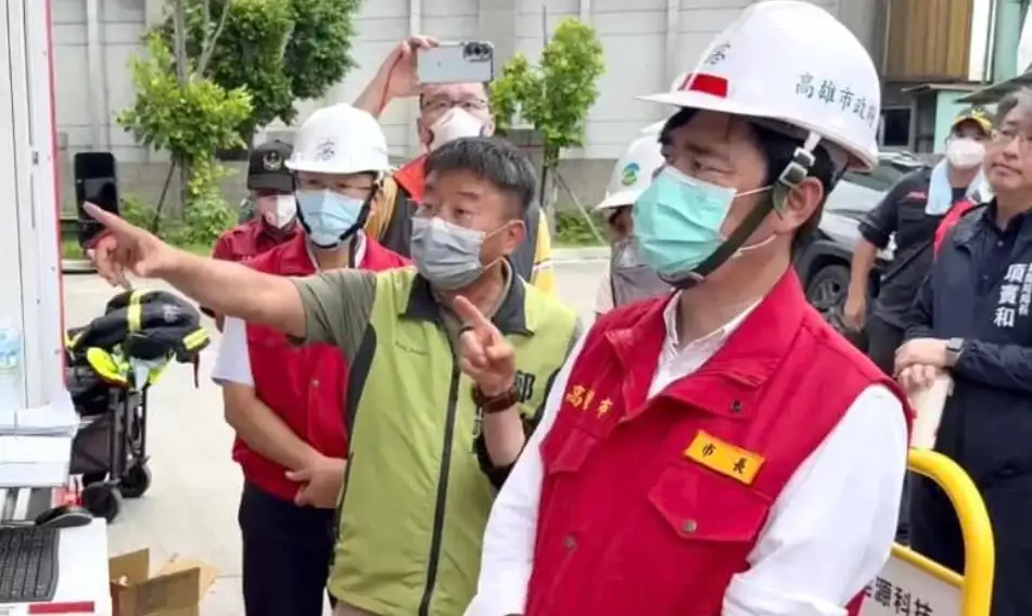 市議員鄭光峰要求市府重罰三元能源公司,未來沒安全,不得復工。(記者吳文欽攝)