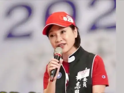 立委柯志恩表示，陳其邁市長該運用AI技術，讓三元能源這些高風險工廠的安管系統與消防單位聯動，做到即時偵測、即時反應。（記者吳文欽攝）