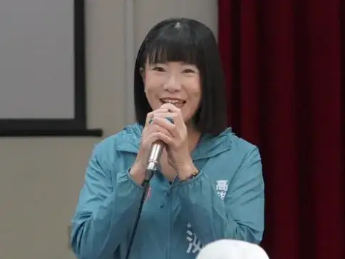 日本岡山市議長田口裕士率領「岡山市.新竹市友好都市議員連盟」一行訪問高雄,議員鄭孟洳以國民外交促進會副會長身分,與會長湯詠瑜、副會長白喬茵及觀光局長高閔琳熱情接待。(記者吳文生攝)