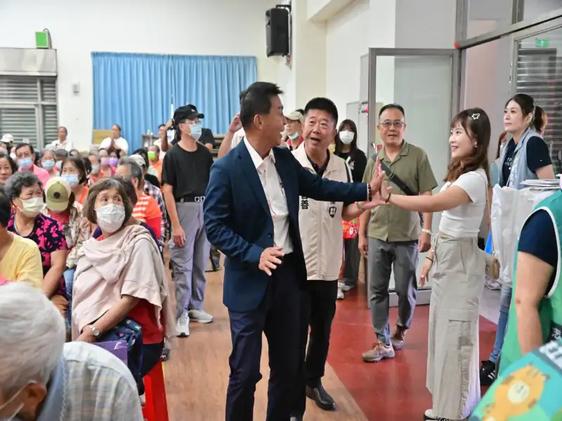 許智傑市民見面會啟航　喊出「AI首都、宜居都市」願景
