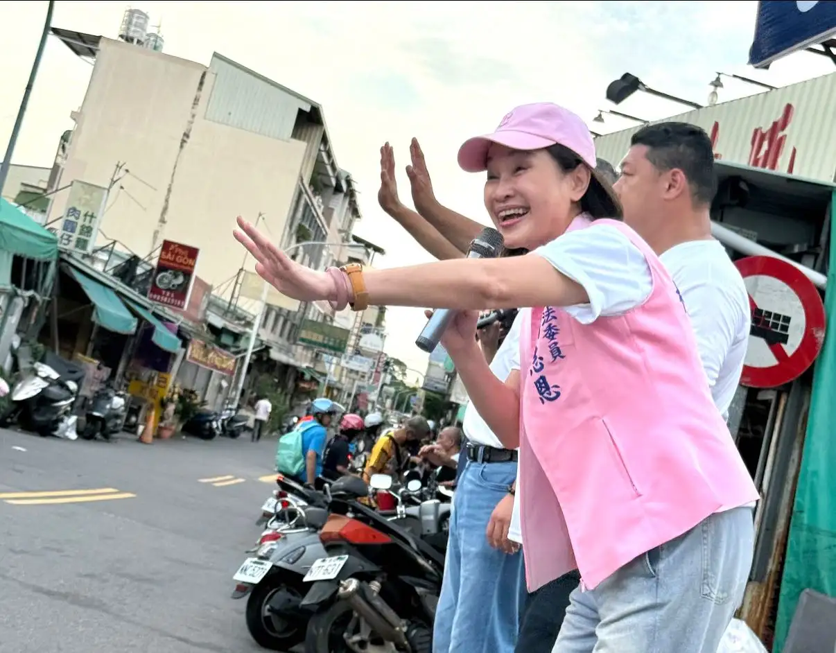 國民黨立委柯志恩痛批賴政府「整組害了了」，對關稅風暴束手無策，還漠視產業受創對經濟民生的衝擊。（記者吳文生攝）