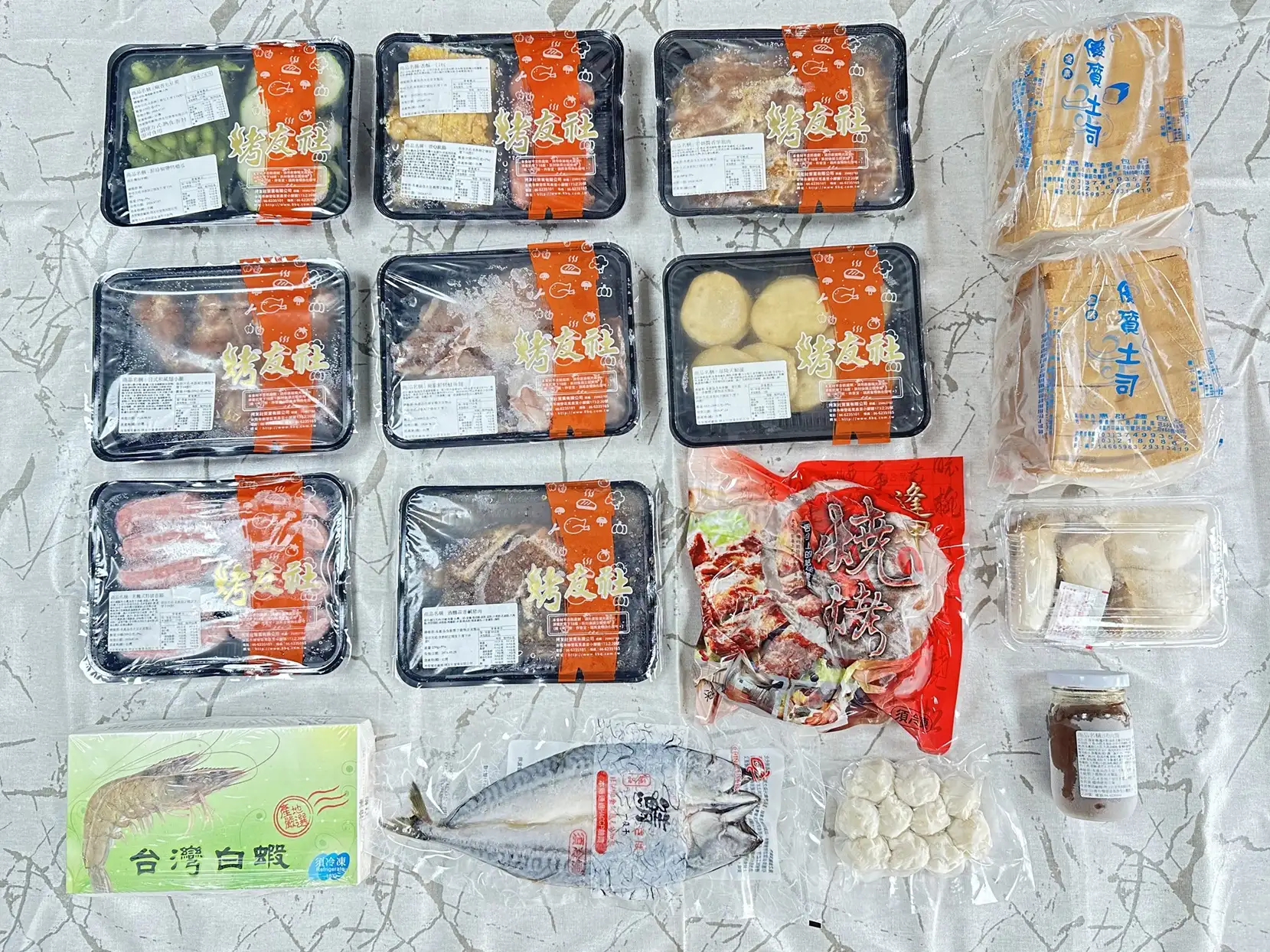 虎頭埤風景區規劃專屬烤肉區,大家可以依人數及品項選擇自己喜愛的組合。(圖/臺南市觀旅局 提供)