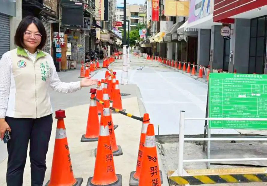 湯詠瑜議員積極推動玉竹商圈再造,結合環境升級與青年創業力量,讓商圈重新活起來,再現昔日風華。(記者吳文生攝)