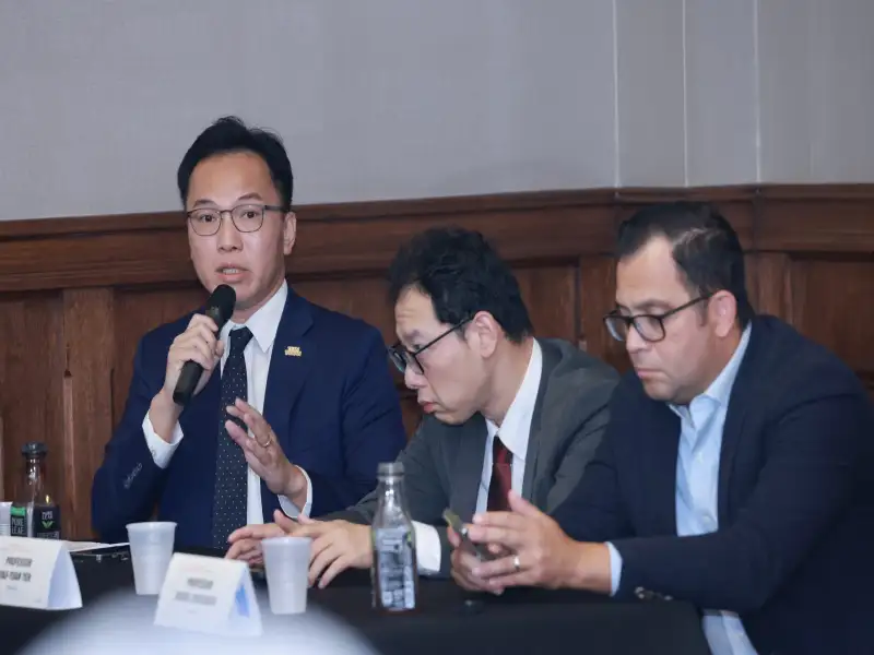 林智鴻赴洛杉磯演講　倡組民主基層聯盟強化社會韌性