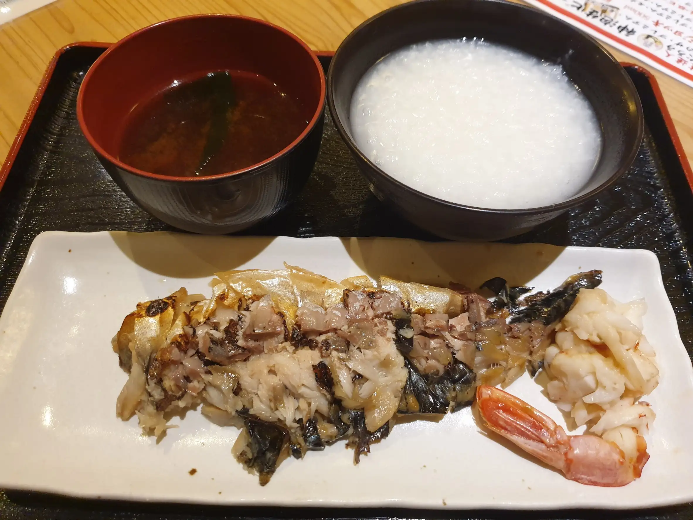 「Tetsutaro Umeda Nakazakicho」餐廳提供適合長者實用的柔軟去骨魚肉餐食。(圖/嘉南藥理大學 提供)